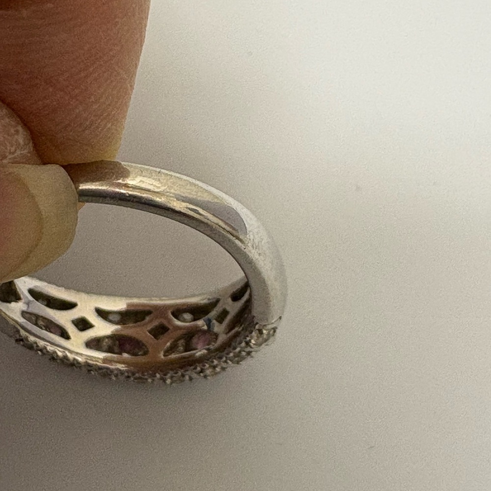 Elegant Pink Sapphire Gemstone Band Silver Ring - Picture 5 of 11